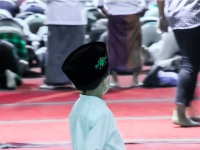 Perlunya Penyuluh Agama Diterjunkan ke Masjid-masjid di Mal