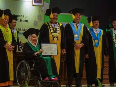 Dua Jalan Perjuangan Nyai Sinta Nuriyah untuk Perempuan