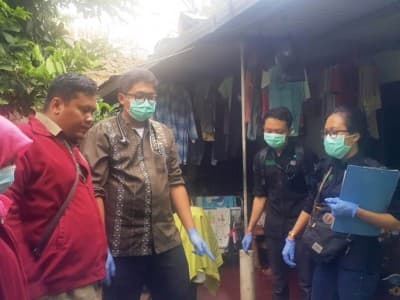 Bersama Dinas Sosial, Banser di Semarang Bantu Orang Telantar 