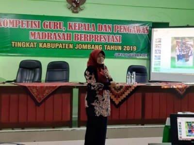 MTs Al-Hikam Juara Lomba Kepala Madrasah Berprestasi di Jombang