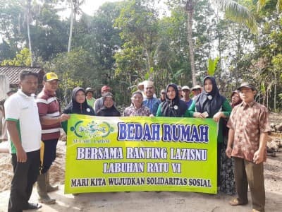 LAZISNU Labuhan Ratu Bedah Rumah Mbah Mulyono
