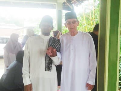 Dipandu Ulama NU, Warga Amerika Masuk Islam