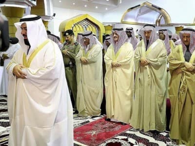 Muslim di Seluruh Saudi Gelar Shalat Istisqa