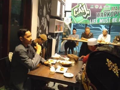 Malam Mingguan, PC IPNU-IPPNU Jember Gelar Obrolan Santai