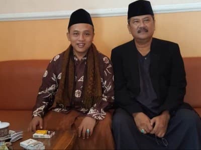 Gus Dur Mengorbankan Dirinya untuk Demokrasi