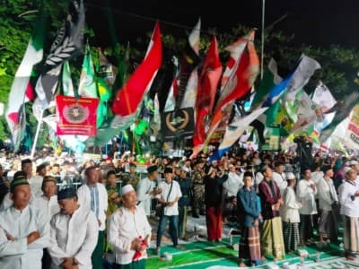 Pergantian Tahun Lebih Baik Diisi Shalawatan