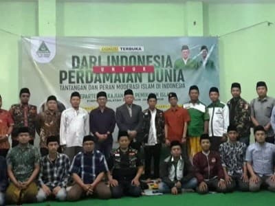 Diskusi Ansor Jatim: Moderatisme Islam Jalan Perdamaian Dunia 