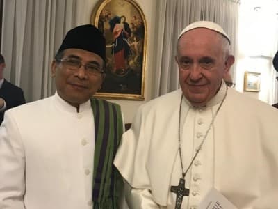 Pesan dari Vatikan: Akar Keberadaan Manusia adalah Saudara