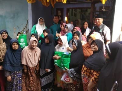 MWCNU Matraman dan NU Peduli Jakarta Serahkan Bantuan untuk Korban Banjir