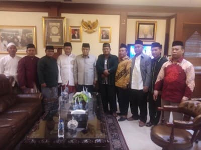 Sowan Kiai Said, PCNU Jakarta Utara Siap Berkhidmah di Masyarakat