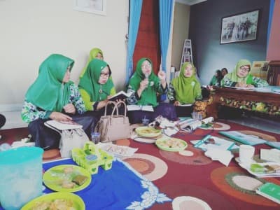 Pengurus Muslimat NU Harus Serius Urusi Keluarga dan Umat