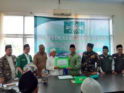 NU Lebak Bagikan 4444 Sak Semen untuk 17 Pesantren