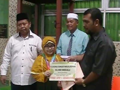 Siswi MI Muslimat NU Sidoarjo Juara Lomba Matematika di Jepang
