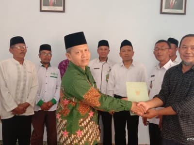NU Ponorogo Terima Dua Hektar Wakaf Tanah Produktif