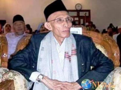 24 Januari: Mengenang Wafatnya Sang Rais Aam KH Sahal Mahfudh
