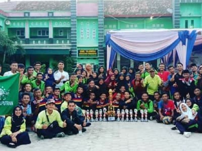 Keempat Kalinya, MA Ma’arif NU Keputran Juara Umum Porsema Pringsewu