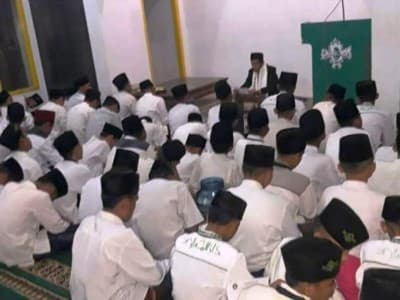 Doa dan Tahlil Digelar Santri Majalengka untuk Gus Sholah