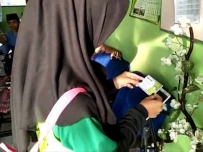 SMA Ma'arif 1 Pamekasan Pelopori Sistem Absensi Online