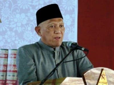 Mengenal Sosok Gus Kikin, Pengasuh Pesantren Tebuireng