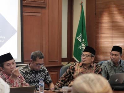 Strategi Pertahankan Otoritas Islam Nusantara