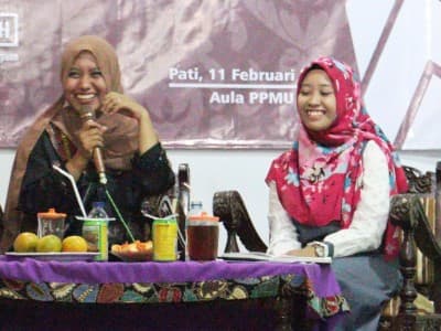 Santri Putri Tak Perlu Terbebani dengan Pendidikan Tinggi