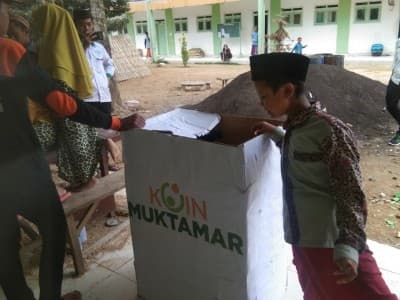 Kirab Koin Muktamar NU Pragaan Sumenep Sambangi Pelajar