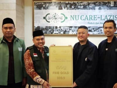 NU Care-LAZISNU Pelopori Donasi Emas