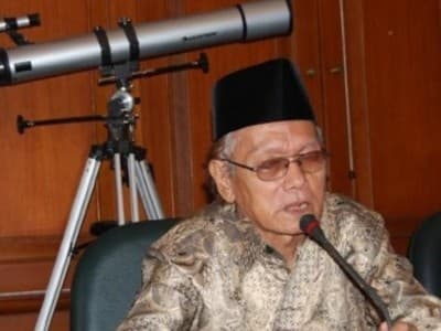 KH Ghazalie Masroeri: Menguatkan Rukyat, Tak Tinggalkan Hisab