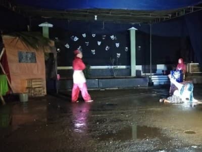 Santri Sunda Pentaskan Legenda Minang, Malin Kundang Tak Jadi Batu