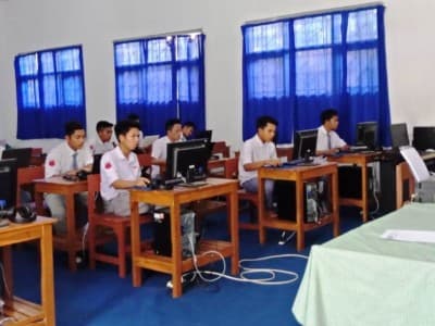 LP Ma’arif NU Bondowoso Pantau Ujian Berbasis Komputer 