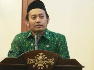 Pengukuhan Guru Besar Kiai Asep Warnai Rakernas IV Pergunu