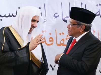 Saudi Hentikan Sementara Izin Umrah, Ini Kata Sekjen Liga Muslim Dunia