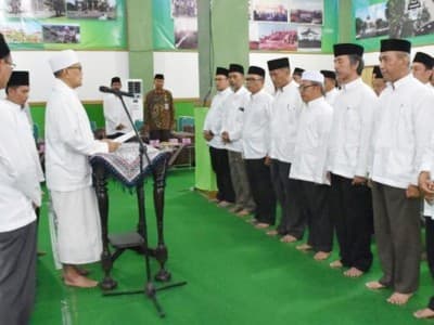 Bupati Tegal Pesan Pengurus Bisa Kelola Masjid dengan Benar