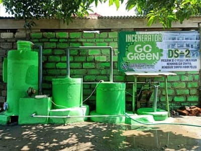 Pesantren Sumbersari Ciptakan Inovasi Bakar Sampah Tanpa Asap