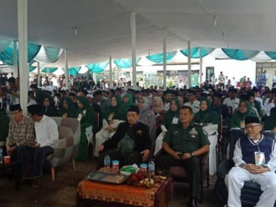 Santri dan Kiai dari Berbagai Daerah Hadiri Pra-Munas Alim Ulama di Pesantren Al-Falakiyah