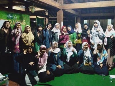 IPPNU Kota Cirebon Kampanye Peduli Lingkungan di 25 Titik 