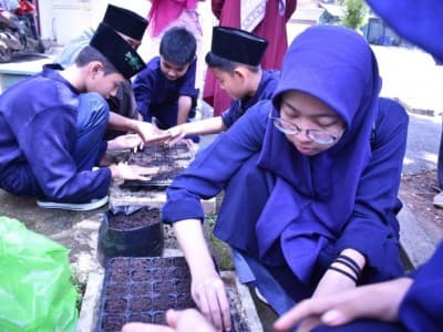 LPBINU Gelar Pesantren Hijau di Al-Manar Depok