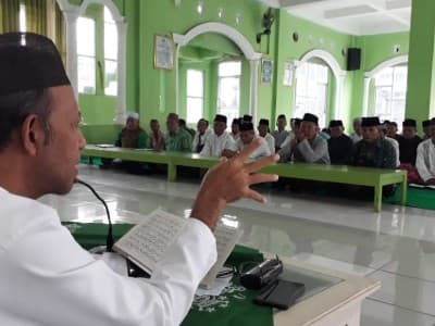 Hikmah Mendalam Kisah Orang Tua Buta dan Perampok Jahat