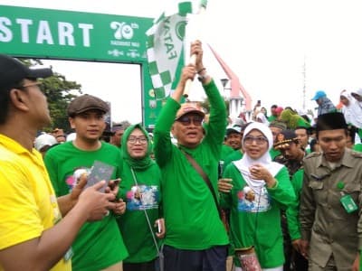 Ribuan Warga Rembang Ikuti Jalan Pagi Bareng Gus Mus