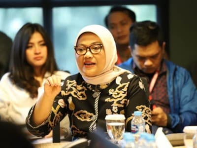 Menaker Terbitkan Edaran Pelindungan Buruh terkait Corona