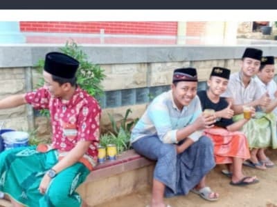 Ketika Santri Ahli Bikin Ramuan Madura