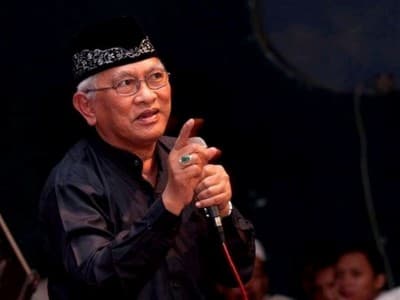 Gus Mus Sampaikan Pesan Solidaritas Sosial dan Kemanusiaan di Tengah Wabah Corona