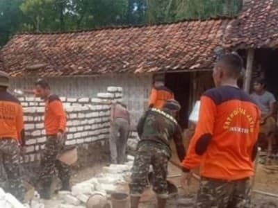 Bagana Ansor Terlibat Aktif Bedah Rumah Warga Miskin