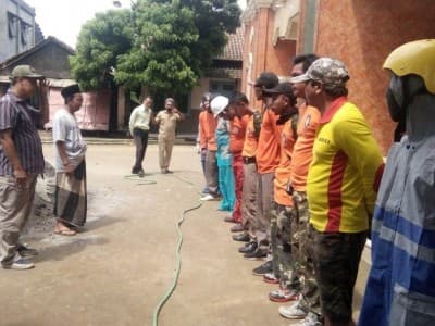 Cegah Covid-19, Ansor Jepara Semprotkan Disinfektan Ke 1.000 Masjid