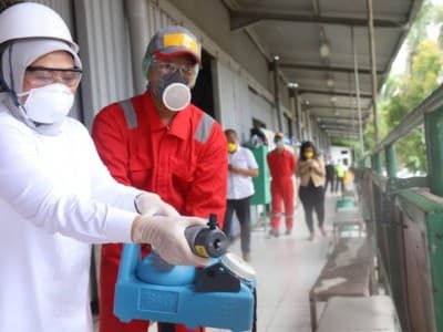 Menaker Dorong Penyemprotan Disinfektan di Tempat Kerja