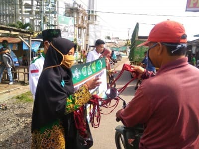 NU Lampung Selatan Bagi 1000 Masker di Gerbang Pulau Sumatera