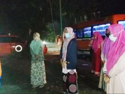 Pulang Ke Jepara, Santri Dicek Kesehatan dan Sosialisasi Cegah Covid-19