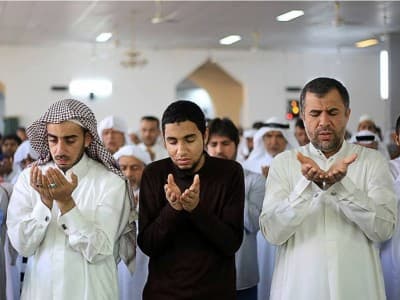 Hukum Membaca Qunut Nazilah pada Shalat Jumat