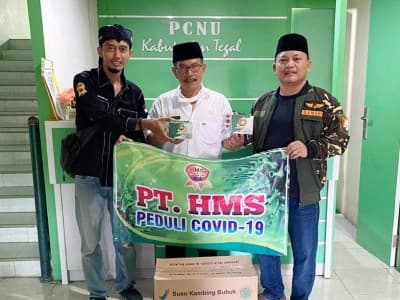 Ansor Tegal Terima Bantuan 300 Dus Susu untuk Satgas Covid-19