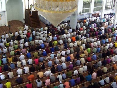 Ini Hadits Rasulullah Seputar Meninggalkan Shalat Jumat Tiga Kali